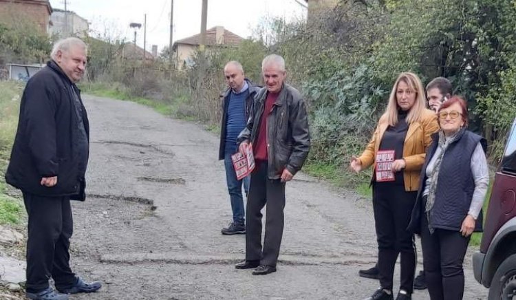 Кандидати за депутати от БСП посетиха бургаското село Извор
