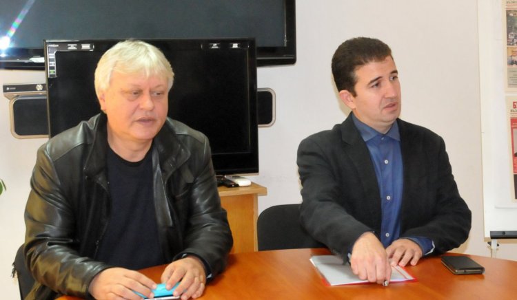 БСП-Бургас: Против сме премахването на паметната плоча от фасадата на Механотехникума