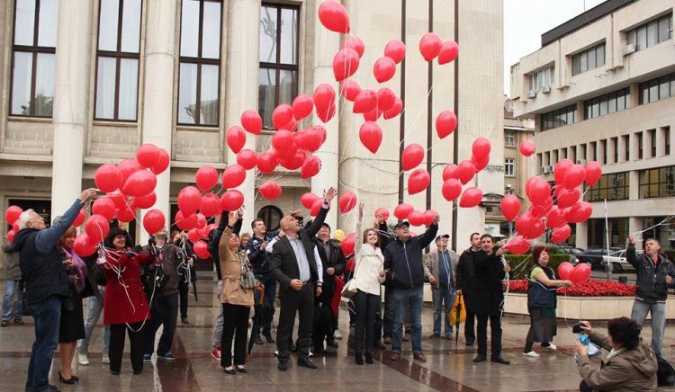 БСП-Бургас закри кампанията за Местни избори 2015 със символичен жест
