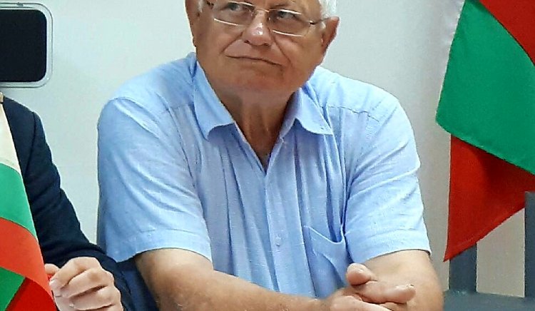 Общинският съветник от БСП – Бургас Кирил Петков иска пълен отчет за ул. „Богориди”