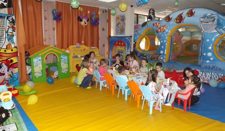 МО в БСП-Бургас и ОЖС организираха празник за най-малките