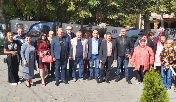 Петър Кънев и кандидати от бургаската листа на БСП посетиха Обзор и Поморие