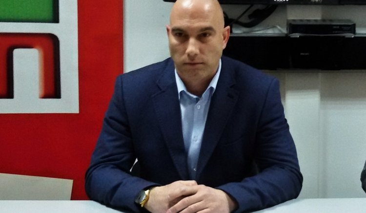 Николай Тишев с приемна за граждани в Малко Търново