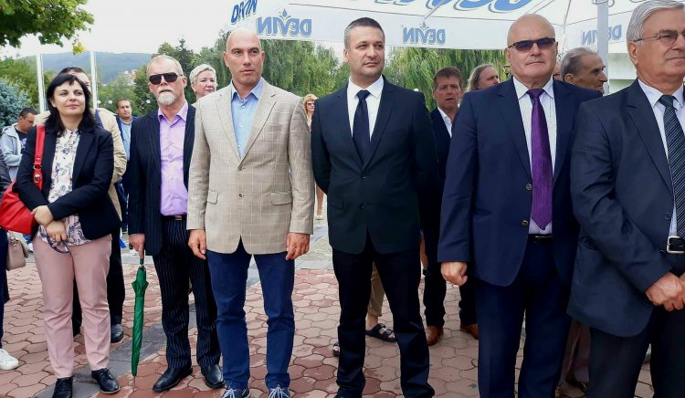 Николай Тишев, Тодор Байчев и Димитър Стоянов присъстваха на празника на Карнобат