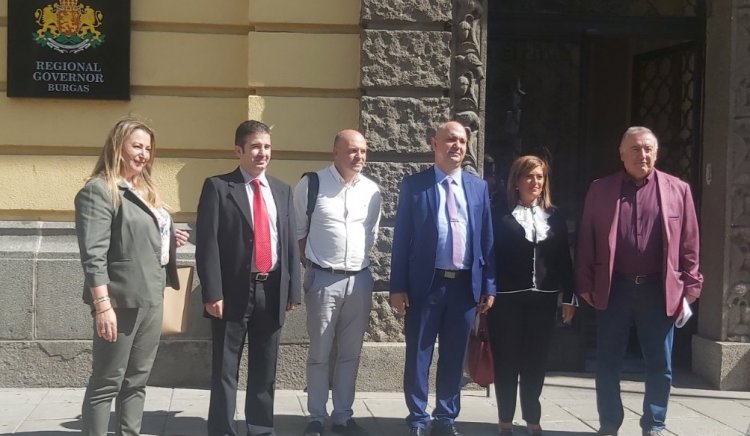 Специалисти в различни области са сред кандидатите за общински съветници на БСП в Бургас