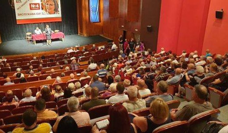 Корнелия Нинова в Бургас: Препълнените зали в цялата страна са най-голямото доказателство за честния вот